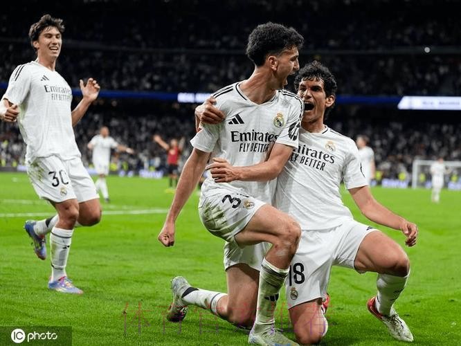 西甲-皇马2-1马洛卡 小将拉蒙读秒绝杀姆巴佩破门